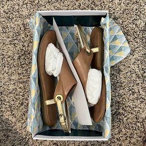 Women's Sandal In Tan